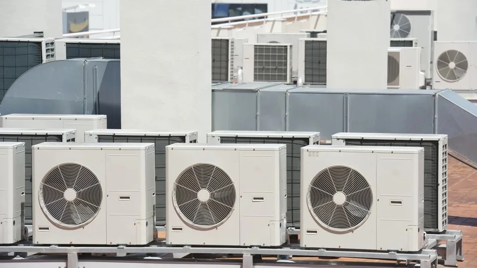 HVAC AHU panel foaming line — double-skin air-handler casing sandwich panels with PU foam core production